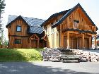 Canyon Ridge Lodge in Golden BC