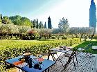 Villa de Labruguiere Lacoste Bed And Breakfast